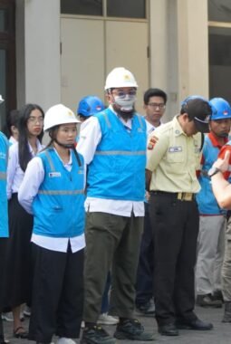 PLN Icon Plus SBU Regional Bali dan Nusa Tenggara Tingkatkan Kesadaran dan Kepatuhan Penggunaan APD